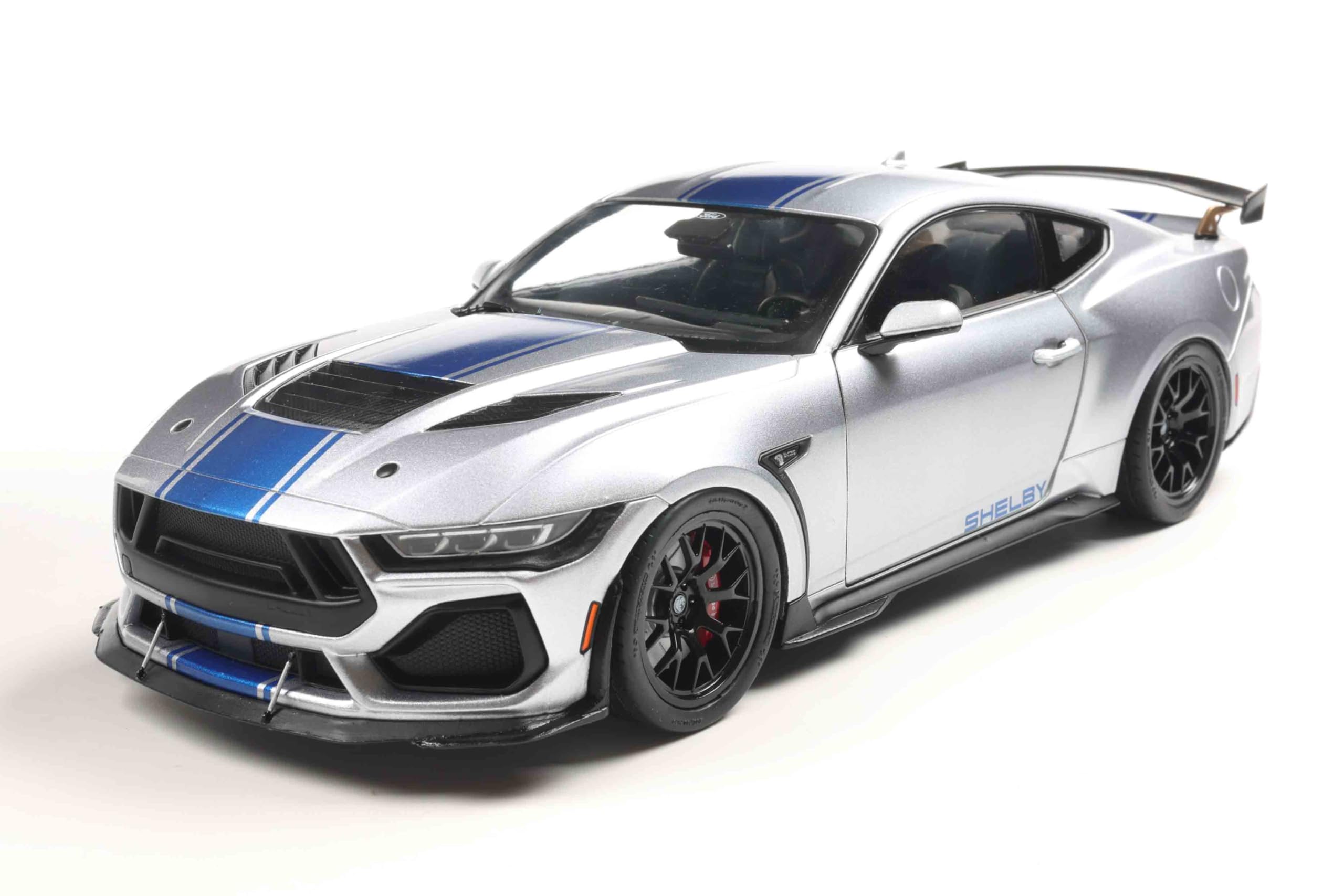 Amazon.com: Kyosho SOLIDO S1813803 1/18 Shelby Mustang Super Snake